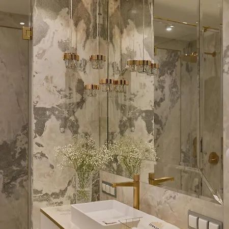 Okrzei Luxury Glamour - 700m To By Downtown *