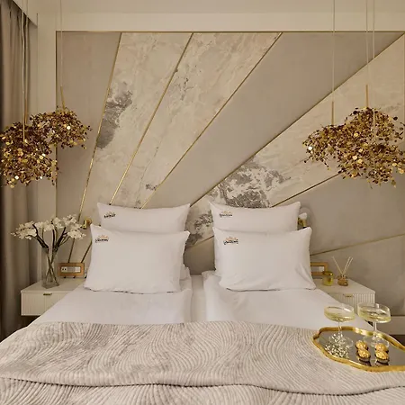 Διαμέρισμα Okrzei Luxury Glamour - 700m To By Downtown *