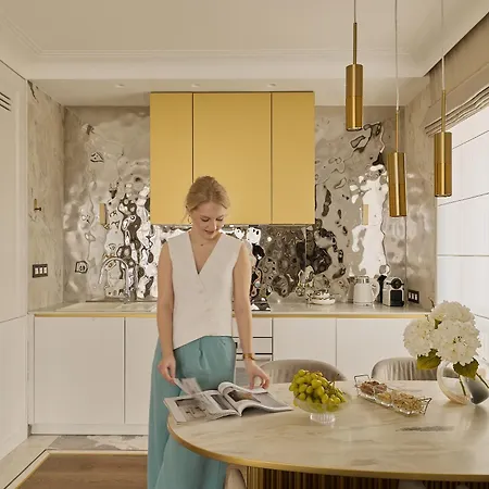 Апартаменты Okrzei Luxury Glamour - 700m To By Downtown *